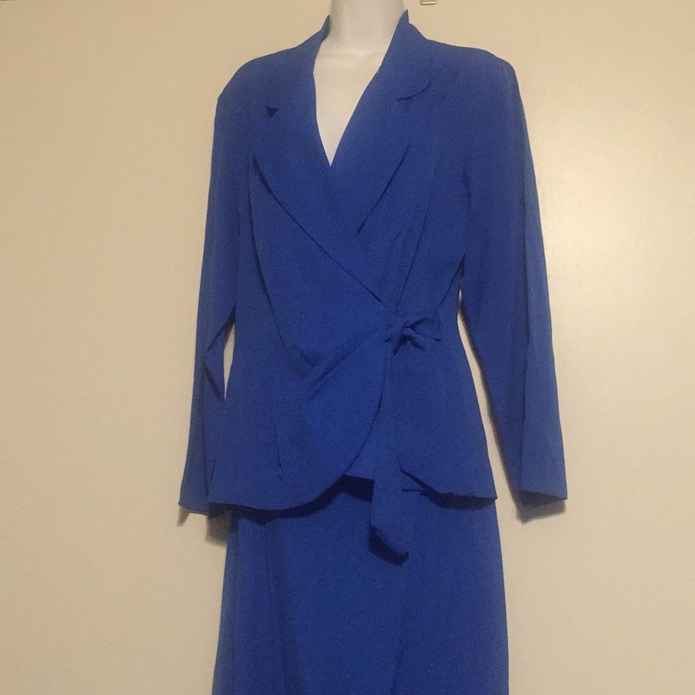 Vintage Rebecca Stuart 2 Pc SUIT - Picture 3 of 5